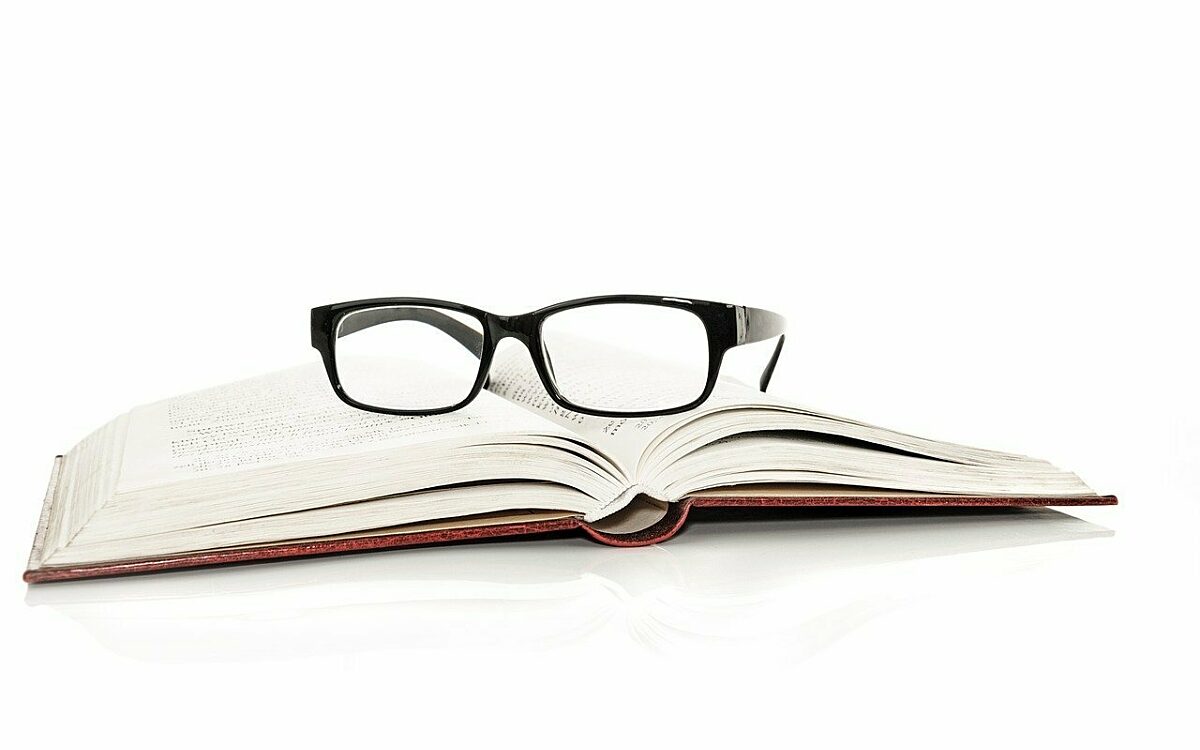 Brille Buch Lesen Pixabay com Brille Buch Lesen Pixabay com